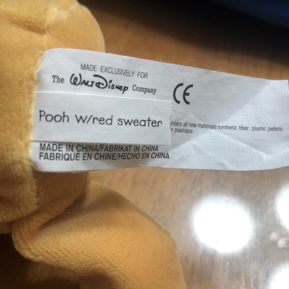 NWT- WINNIE THE POOH BEAR IN RED HEART SWEATER -7" Mini Bean Bag Stuffed Animal - Picture 4 of 5